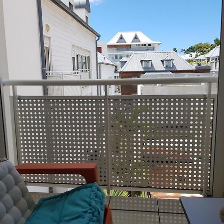 T3 Dans Residence Bon Standing Tres Proche Centre Ville Saint Denis Bagian luar foto